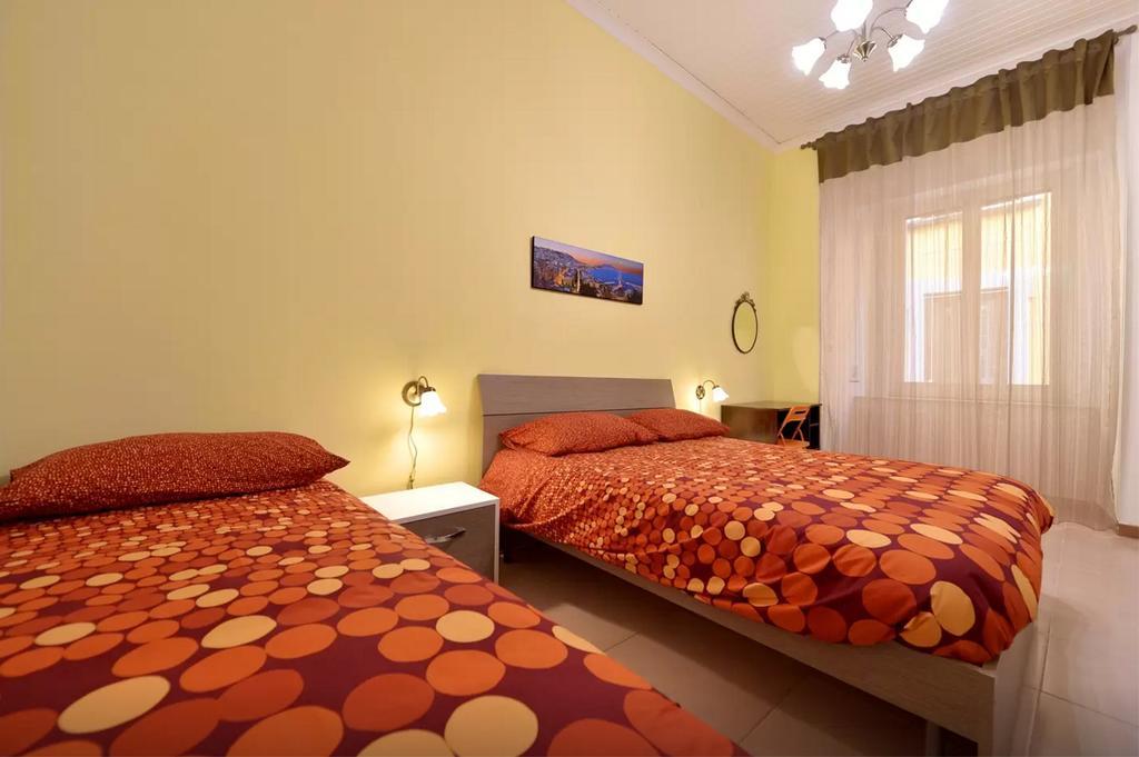 Apartamento Trimarchi House Nápoles Exterior foto